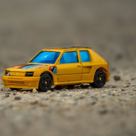 DSC04199-toy-car